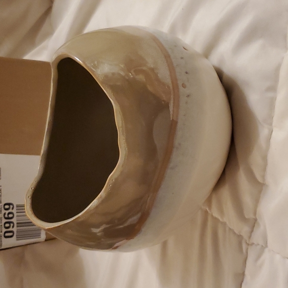 Anthropologie Crescent Moon Vase - Picture 13 of 14